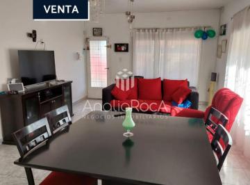 Casa · 140m² · 3 Dormitorios · 1 Cochera · Casa Mas Departamento en Venta Barrio Sol y Lago