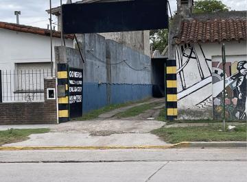 Bodega-Galpón · 150m² · 5 Cocheras · Taller, Galpon Lavadero Gomeria Sobre Av 75 Entre 68 y 70