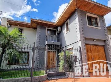 Casa · 290m² · 4 Ambientes · 2 Cocheras · Casa - Quilmes Oeste