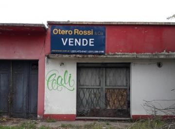 Local comercial · 120m² · 2 Ambientes · 1 Cochera · Local Venta La Plata