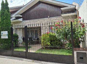 Casa de 3 ambientes, Mar del Plata · Chalet de 4 Ambientes