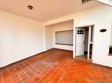 Casa · 85m² · 5 Ambientes · 1 Cochera · PH - La Florida