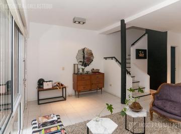 Casa · 144m² · 3 Dormitorios · 1 Cochera · Triplex en Venta en La Merced, Lomas de San Isidro
