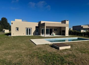 Casa · 150m² · 4 Ambientes · 1 Cochera · Casa en Venta en Canning Lagos San Eliseo