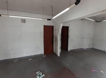 PH , Lanús · Amplia Vivienda a Reciclar con 2 Locales Al Frente