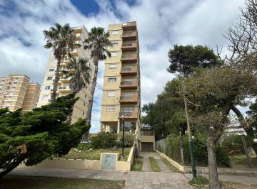 Departamento · 55m² · 2 Ambientes · Departamento - Venta - Villa Gesell - 2 Ambientes - Cochera Cubierta - Gas Natural