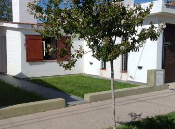 Casa de 4 ambientes, Villa Dolores · Casa a La Venta en Villa Dolores