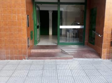 Departamento de 3 ambientes, Almagro · Venta 3 Amb. Retasado! Imperdible!. - 1 Piso Al Frente por Ascensor.