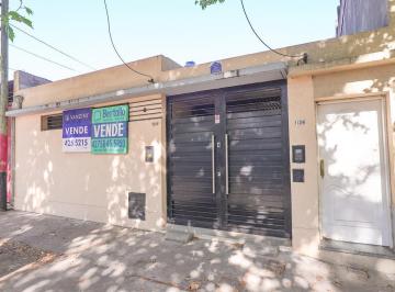 Casa · 50m² · 3 Ambientes · 1 Cochera · Venta - Casa 2 Dorm. y Garage - Gutenberg 1130 - Azcuénaga - Rosario