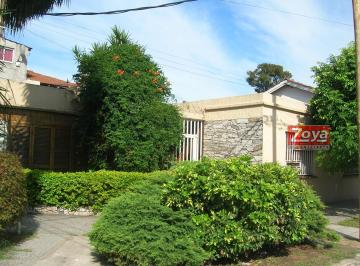 Casa de 5 ambientes, La Matanza · Casa con 229 m² en Venta, 3 Dorm. en San Justo