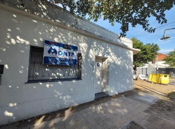 Casa de 4 ambientes, San Isidro · Casa 4amb a Reciclar 140 m² Cubiertos Lote Propio 175 m² Martínez San Isidro