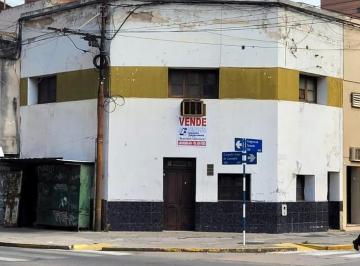 Casa de 4 ambientes, San Miguel de Tucumán · Importante Esquina en Venta - Congresp Esq Lamadrid