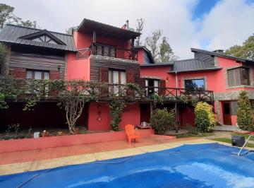Casa de 6 ambientes, Mar del Plata · Importante Chalet en Venta en Sierra de Los Padres - 2 Lotes Linderos Al Golf
