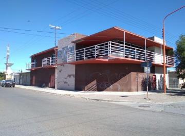 FRI-FRI-794_2 · Venta de Gran Local en Esquina Céntrica, Pico Truncado