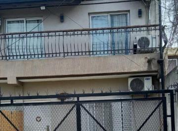 Casa · 80m² · 4 Ambientes · 1 Cochera · Hermoso Duplex con 3 Dorm. en Ezeiza!
