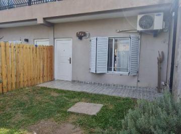 Casa · 280ha · 4 Ambientes · 1 Cochera · Duplex en Venta en Ezeiza