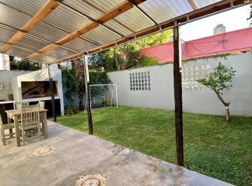 PH · 79m² · 3 Ambientes · PH Pb con Jardin - en Venta San Isidro, Beccar - Vias/rolon, 2 Dorm.