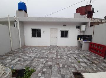 PH · 80m² · 3 Ambientes · 2 Casas PH Moreno Oportunidad! Apto Cŕedito