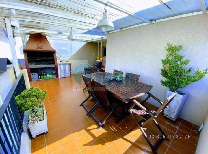 Casa · 99m² · 5 Ambientes
