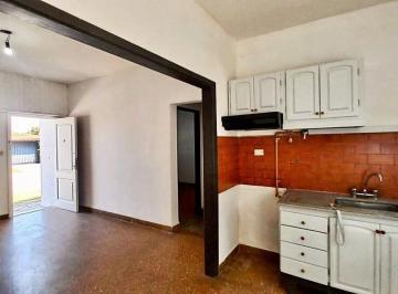 Casa · 77m² · 4 Ambientes · Casa Venta Apta Credito Hipotecario * 3 Amb + Cuarto + Terraza
