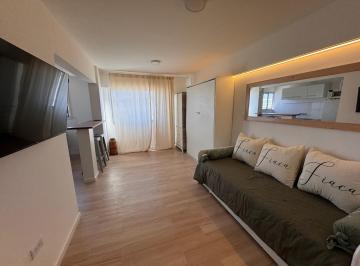 Departamento · 24m² · 1 Ambiente - Facundo Oropel · Exelente Monoambiente, Luminoso! Piso 9 L