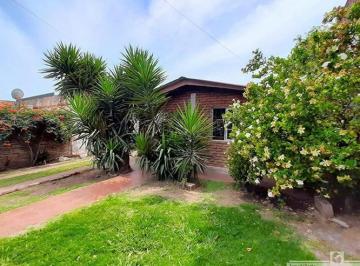 Casa · 60m² · 2 Ambientes · Casa 2 Amb con Amplio Lote - Palomar
