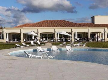 Terreno · 1560m² · Lote Terreno en Club de Campo Miralagos La Plata