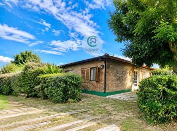 Casa · 80m² · 3 Ambientes · Casa en Venta / Permuta en Country Club Banco Provincia