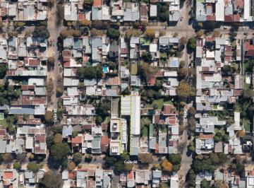 Depósito · 240m² · 1 Dormitorio · 14 Cocheras · Depósito en Venta en La Plata
