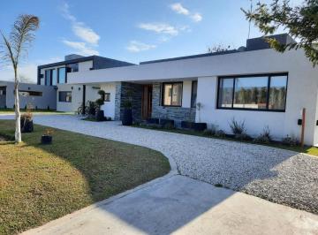 KNK-KNK-3835_2 · Oportunidad Venta Casa 4 Ambientes Prados del Oeste