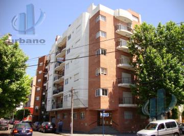 Departamento · 55m² · 3 Ambientes · 1 Cochera · Departamento 3 Amb. C/cochera - Ramos Mejia