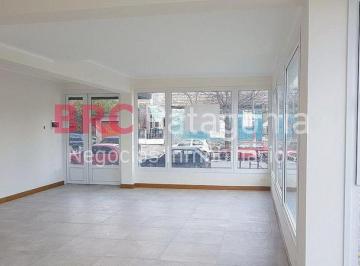 Local comercial · 110m² · 1 Cochera · Ideal Comercial Administrativo