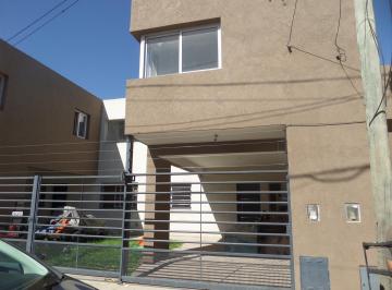 PH · 160m² · 4 Ambientes · 1 Cochera · Duplex - Ituzaingó