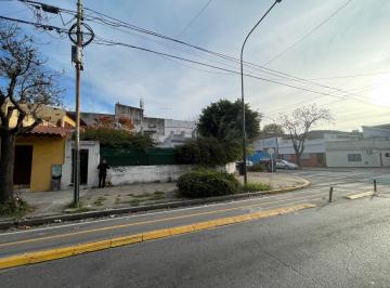 Terreno , Villa Urquiza · Oportunidad: Lote en Esquina de 207 m² en Villa Urquiza.