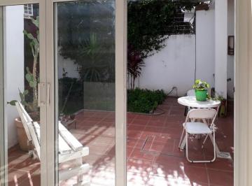 Casa de 4 ambientes, Córdoba · Casa en Villa Cabrera con Departamento en El Patio