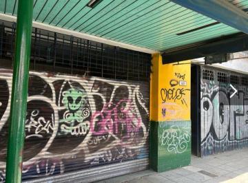 Local comercial de 3 ambientes, Lomas de Zamora · Local Comercial en Alquiler - Temperley
