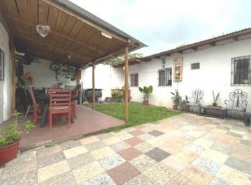PH de 5 ambientes, Lanús · Venta PH de 4 Amb Acevedo 3467. Lanús Apto Crédito