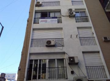 Departamento de 4 ambientes, Tribunales · Oprtunidad a Reciclar Aprox 100 m²