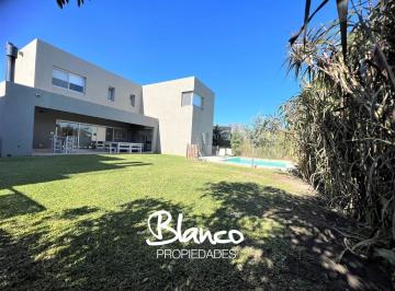Casa · 212m² · 5 Ambientes · 2 Cocheras · Casa en Venta en Barbarita, General Pacheco, Tigre