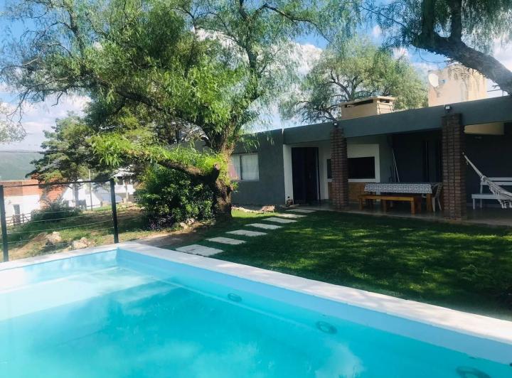 Casa · 150m² · 2 Dormitorios