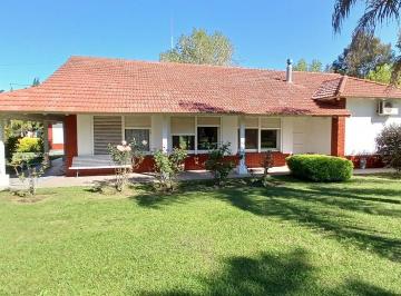 BMP-BMP-781_2 · Casa Quinta con Parque y Pileta - Zona Etcheverry