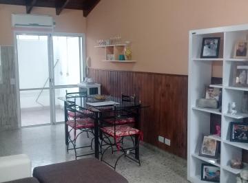 PH de 3 ambientes, Quilmes · Venta Casa Tipo PH