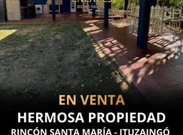 Campo · En Venta Casa en Country Rincón Santa María