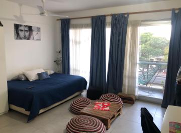 Departamento de 1 ambiente, Vicente López · Lindisimo Monoambiente con Cochera y Balcón