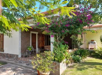 Quinta vacacional de 6 ambientes, San Vicente · San Vicente, Casa de Campo