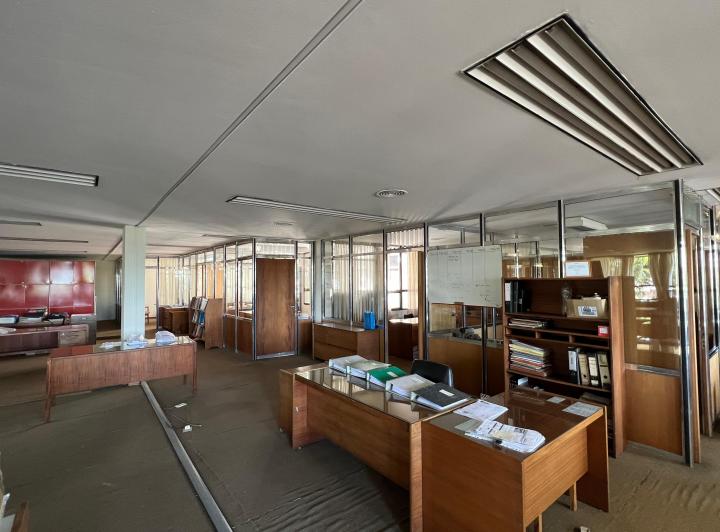 Oficina comercial · 350m²