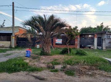 Casa · 110m² · 3 Ambientes · Casa - Fisherton