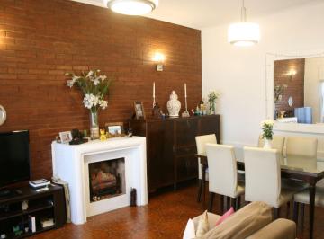 Casa · 190m² · 6 Ambientes · 1 Cochera · Venta Casa 6 Amb Pileta Bernal - Escucha Oferta
