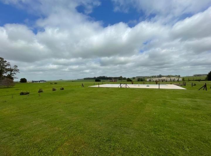 Casa · 450m² · 5 Ambientes · 2 Cocheras