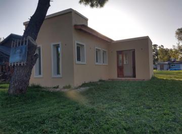 Casa · 69m² · 1 Dormitorio · Casa a Estrenar 2 Ambientes La Caleta